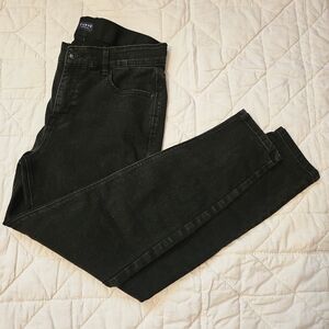 Curve Appeal Comfort Waist Black Jeans - Size 10/30